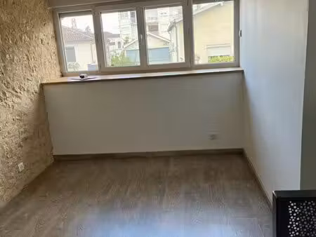 appartement t1 bis