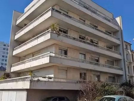 appartement 1 pièce 28 m²