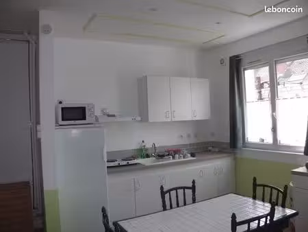 appart t2 rue d'artois à lille 750/m