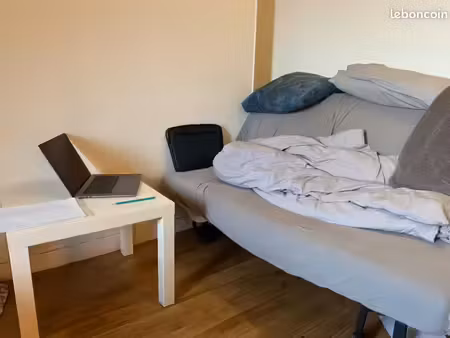 appartement 1 pièce 12 m²