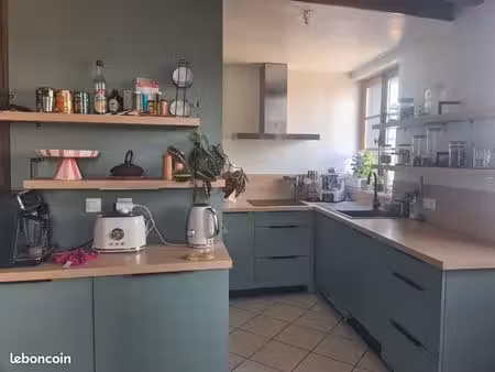 superbe t2 avec mezzanine