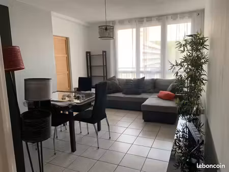 location appartement t4 74m²