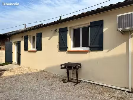 maison trois chambres terrasse clim