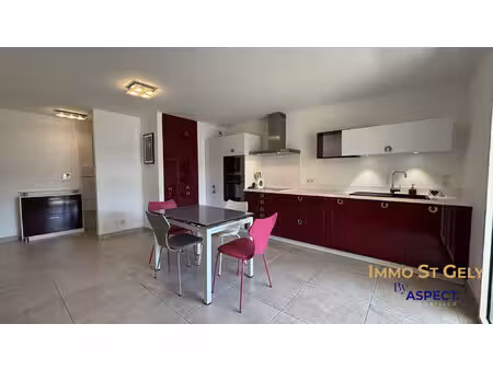 t2 vue mer - à visiter !