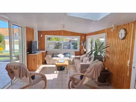 maison le fenouiller 6 pièces 140 m2 - 364000 ttc