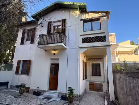 idéal investisseur maison vence 2 logements 5 pièce(s) 95 m2 pouvant être réunis
