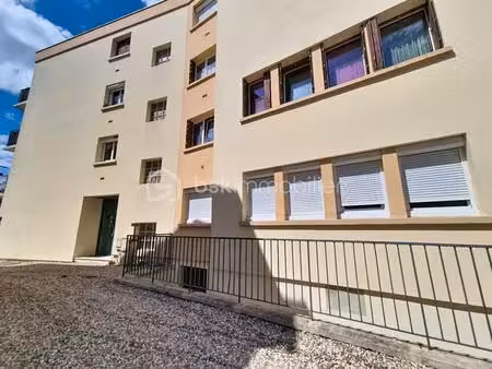 appartement de 73 08 m² à pont-audemer