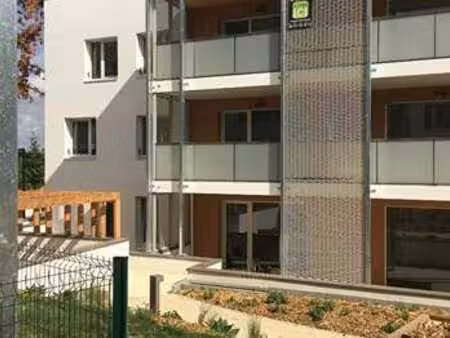 location appartement 3 pièces à la chapelle-sur-erdre (44240) : à louer 3 pièces / 62m² la