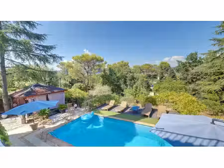 exclusivite !!! mouans-sartoux à vendre au calme maison de 8 pièces de 300 m2 sur un...