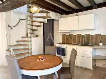 location maison meublé à saint-quentin-les-anges (53400) : à louer meublé / 42m² saint-que