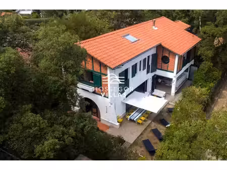 villa acacias