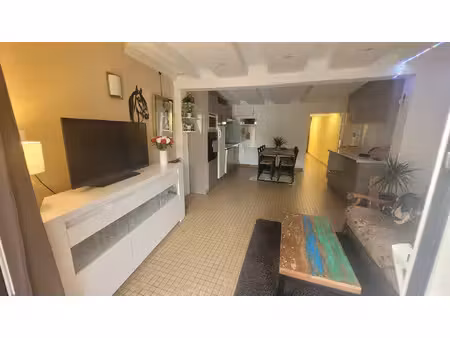 maison de village meublée à louer avec terrasse 4 pièces à m