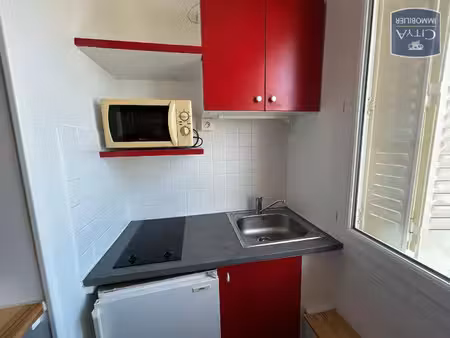 appartement à louer 1 pièce 9.2 m² - chambéry (73) - 338€