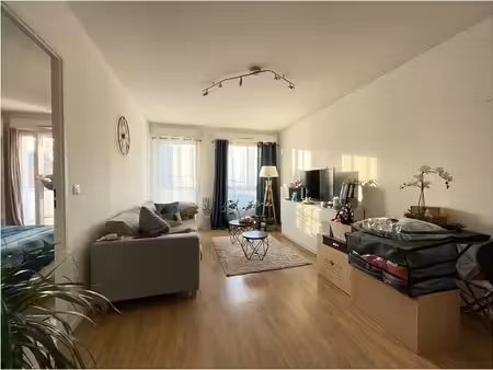 location appartement t2 à athis-mons – 2 pièces avec balcon et parking