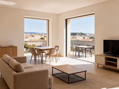 vente appartement 3 pièces 63 m² à la ciotat (13600)  340 000 €