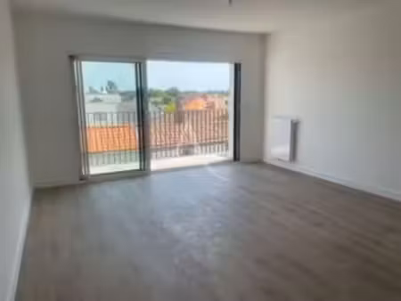 vente appartement 3 pièces à saint-philbert-de-grand-lieu (44310) : à vendre 3 pièces / 63