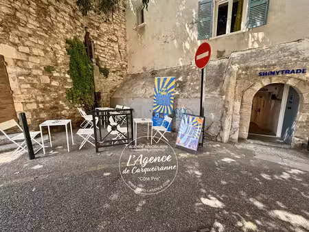 vente local commercial 3 pièces 24m2 hyères 83400 - 53000 € - surface privée