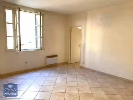 appartement à louer 4 pièces 71.4 m² - nîmes (30) - 878€