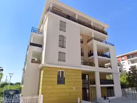 parking à louer - toulon (83) - 195€