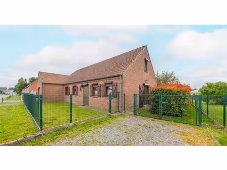 maison à vendre à rue d'ath à belœil 15 ath (vbe54613)