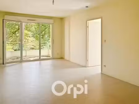 vente appartement 2 pièces 50.1 m² à la roche-sur-yon (85000)  123 788 €