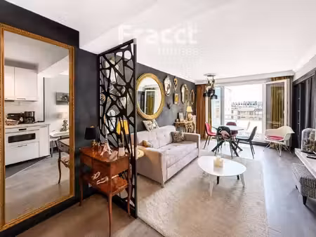 une résidence d'une chambre exceptionnellement rénovée à paris