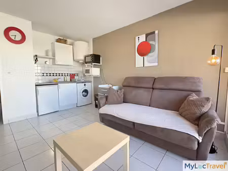 studio meublé de 18 m2 location annuelle disponible à pa