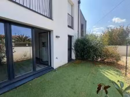 location appartement 2 pièces à saint-herblain bourg-solvardière-pelousière (44800) : à lo