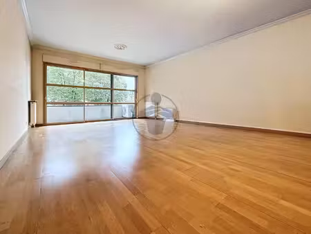 location appartement 3 pièces 109 m2 à saint-quentin
