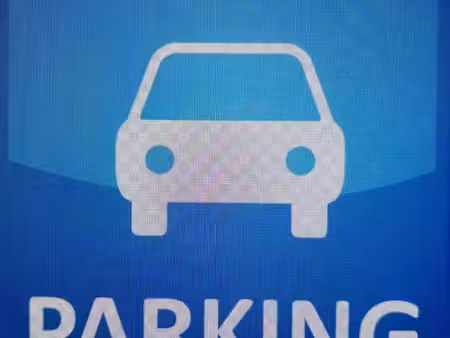 location parking à le grau-du-roi (30240)  75 €