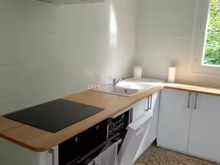 appartement lumineux de 4 pièces à compiègne avec balcon