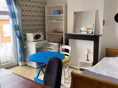 location meublée maison 1 pièce 19 m² à lille (59000)  470 €