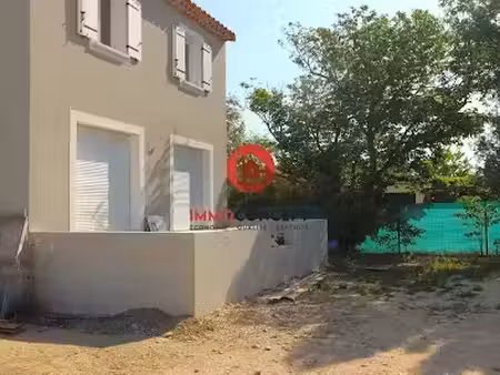 location meublée maison 4 pièces 91.47 m² à saint-laurent-des-arbres (30126)  1 000 €