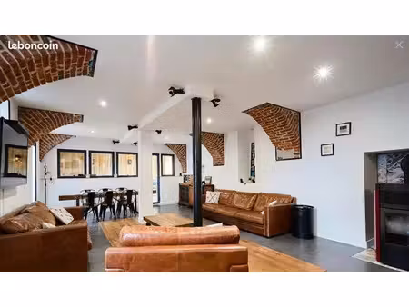vente maison 5 pièces 220 m² à raismes (59590)  330 000 €