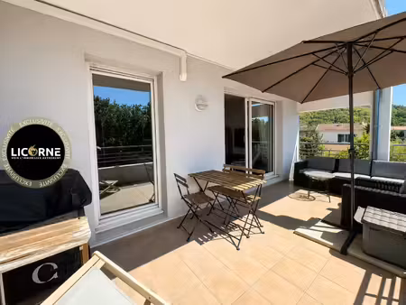 appartement t3 avec terrasse et garage