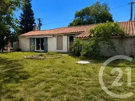 vente maison au girouard (85150) : à vendre / 79m² le girouard