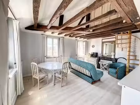 location meublée appartement 1 pièce 32 m² à la rochelle (17000)  575 €