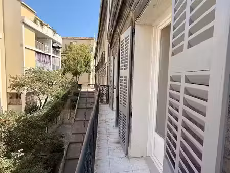 location appartement 3 pièces 37 m² à marseille 2ème (13002)  825 €