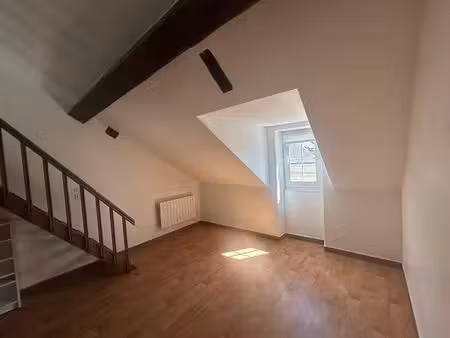 location appartement 1 pièce  23.59m²  nantes