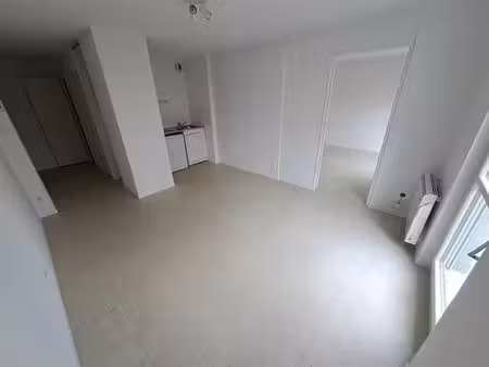 location appartement 2 pièces  38.70m²  nantes