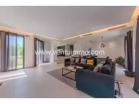 vente maison 5 pièces 248 m² cannes (06150)