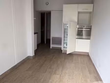 location appartement 2 pièces à saint-jean-sur-mayenne (53240) : à louer 2 pièces / 36m² s