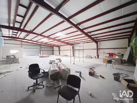 location commerce 430 m² à saint-hilaire-de-brethmas (30560)