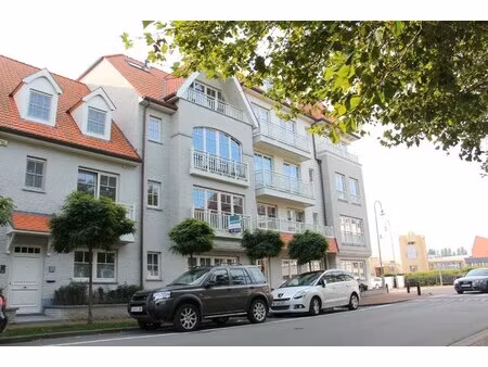 appartement te huur in knokke-heist met 2 slaapkamers