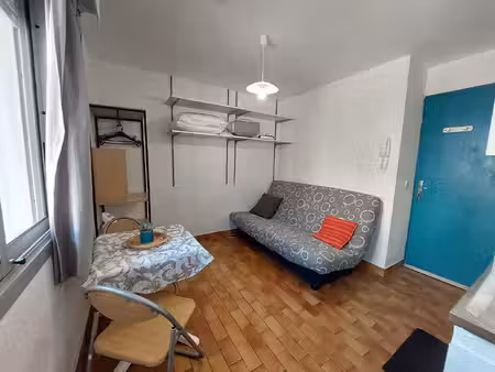 location appartement 1 pièce  13.00m²  sète