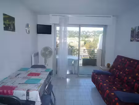 location appartement 1 pièce  20.00m²  sète