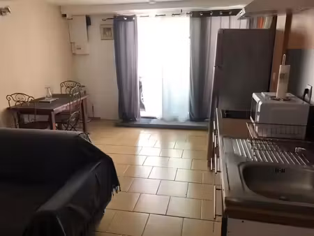 location appartement 2 pièces 33 m² à mèze (34140)