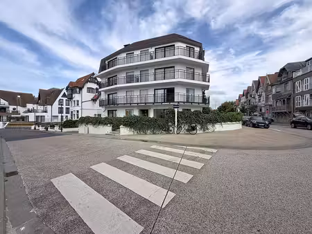 appartement te huur in knokke-heist met 2 slaapkamers