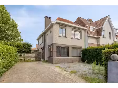huis te huur in gentbrugge met 4 slaapkamers