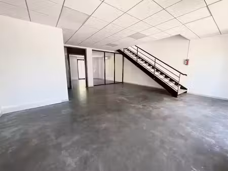 vente locaux professionnels 150 m² à saint-laurent-de-mure (69720)  289 000 €
